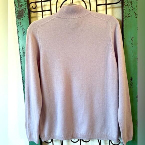 Neiman Marcus double cashmere in excellet condition. Size small amethyst color. - Picture 6 of 7